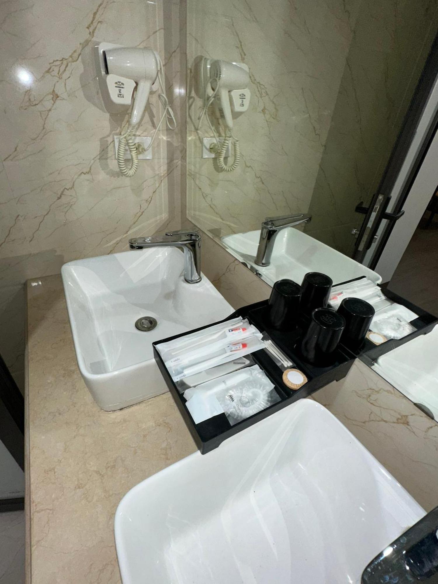 Vinh Khang Ha Long Hotel Zewnętrze zdjęcie